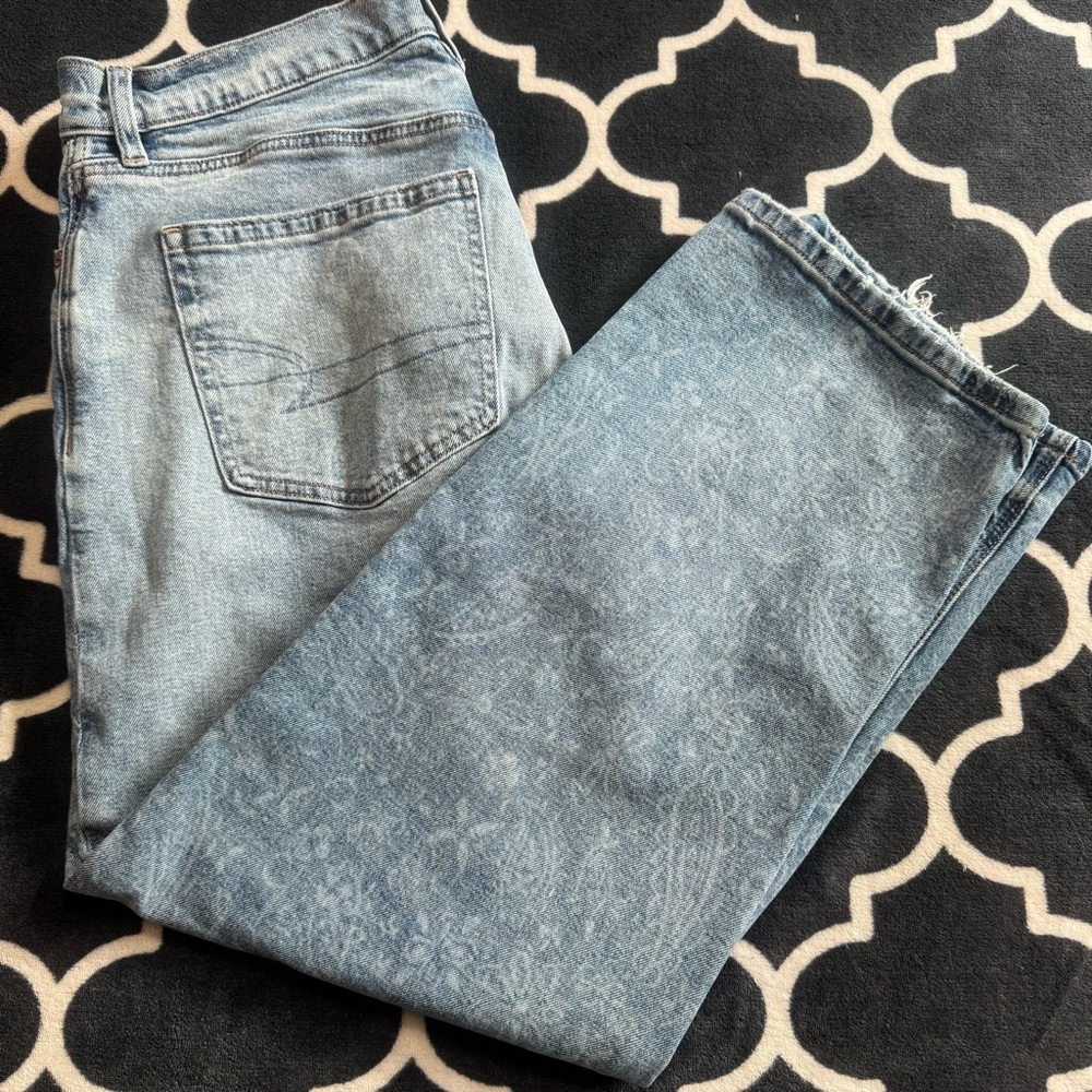 American Eagle Strigid jeans